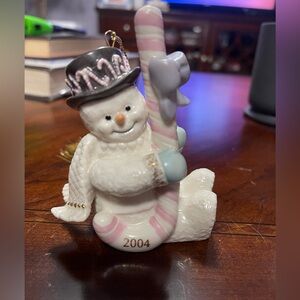 2004 Lenox Christmas Tree ornament.